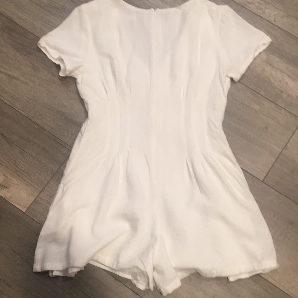 Princess Polly Adi Button Front Pleated Romper - Picture 10 of 11